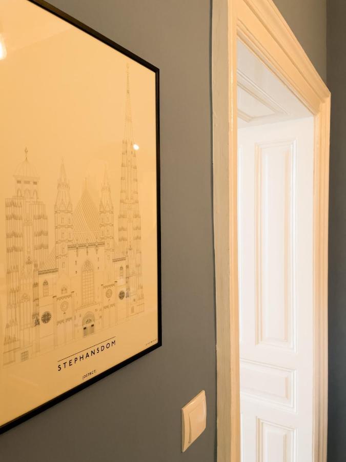 Central And Stylish Apartment Вена Экстерьер фото